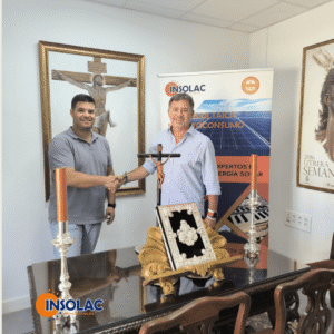 Donación Insolac Renovables a Hermandad del Carmen