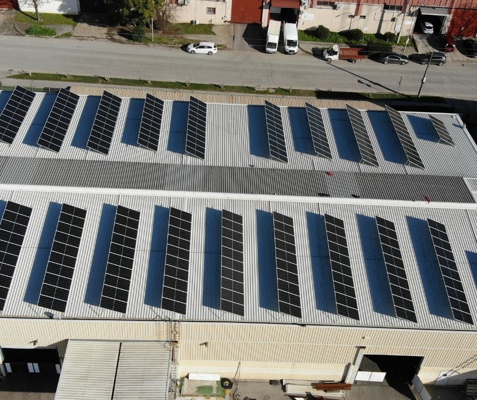 Instalación fotovoltaica industrial realizada por Insolac Renovables